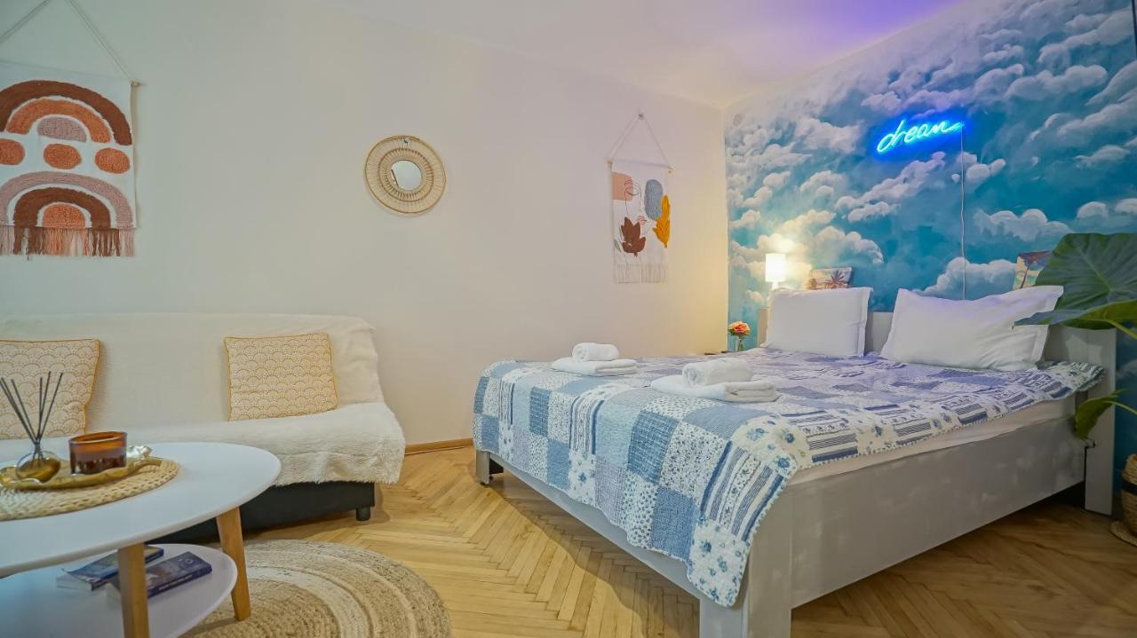 Old Town City Center Apartments Брашов Экстерьер фото