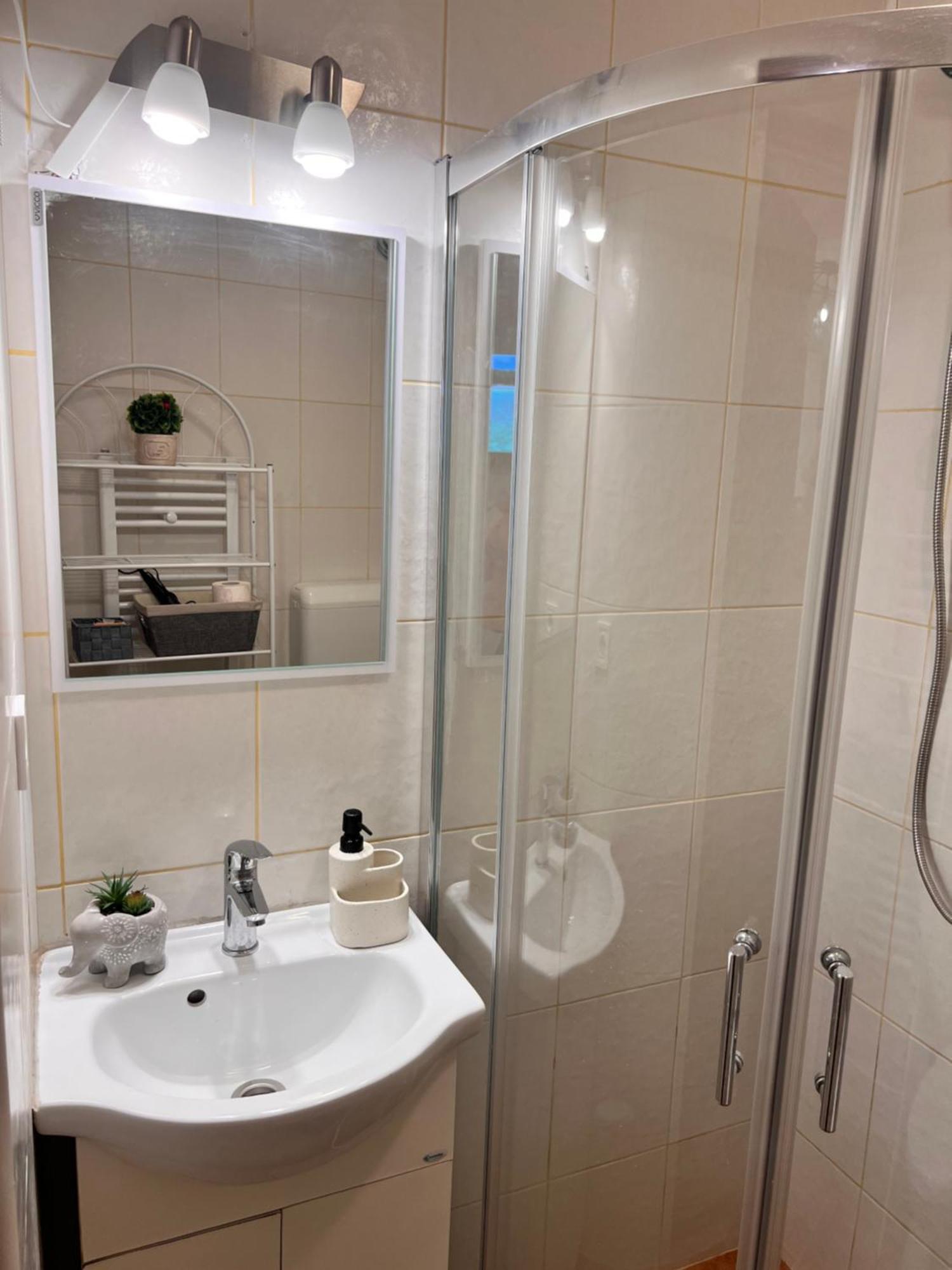 Old Town City Center Apartments Брашов Экстерьер фото