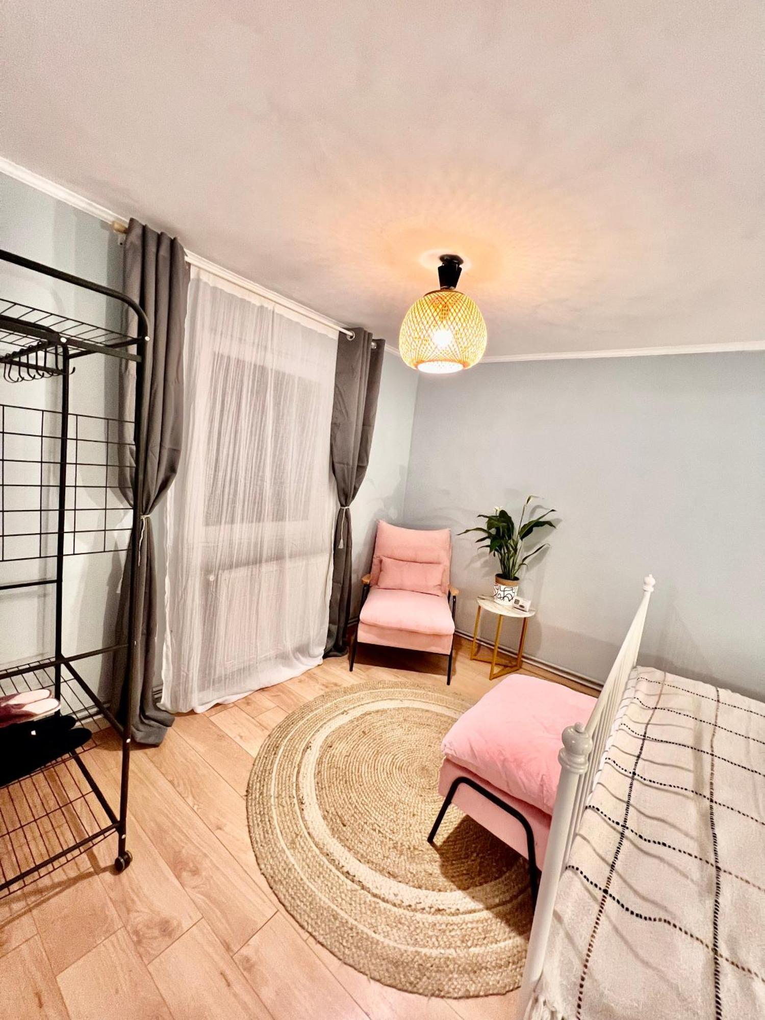Old Town City Center Apartments Брашов Экстерьер фото